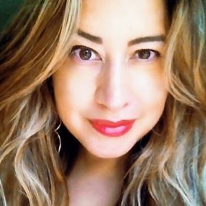 Meet your Posher, Gina